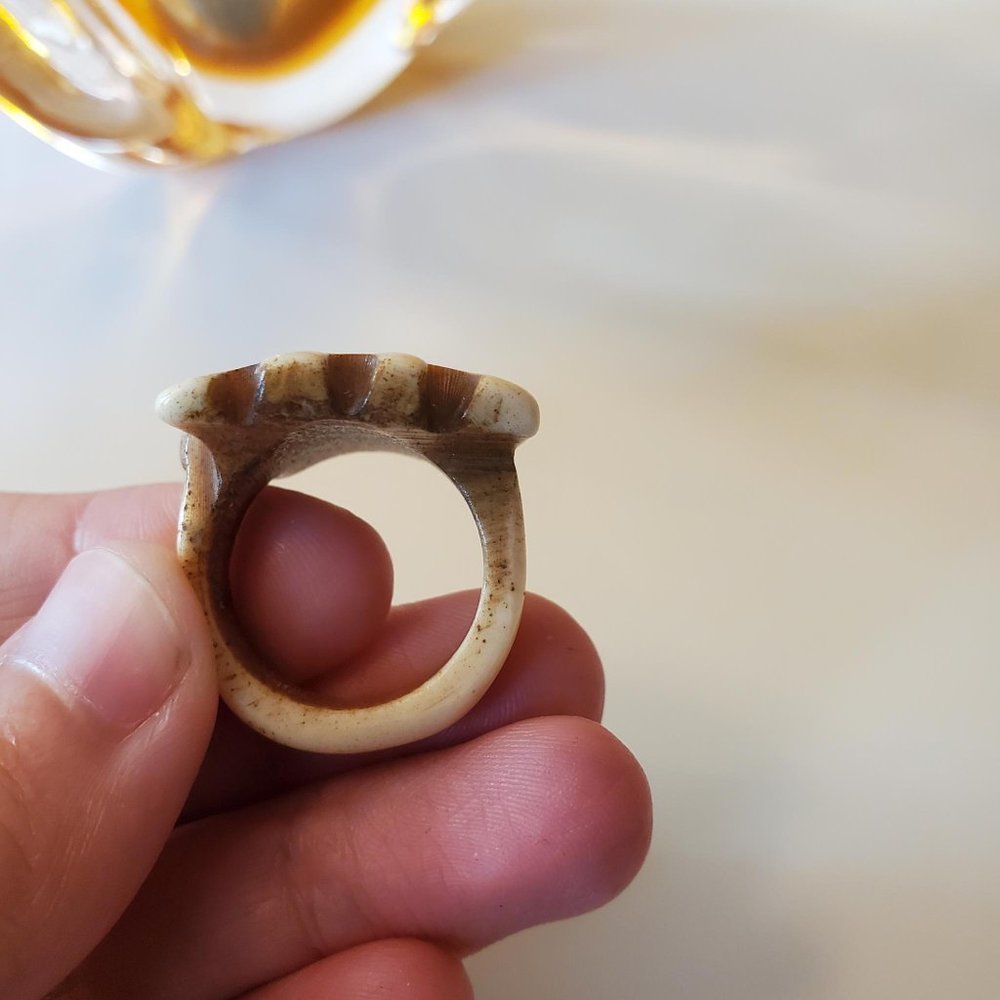Hand Carved Natural Bone Beige Brown Animal Elephant Etched Ring - Picture 4 of 7